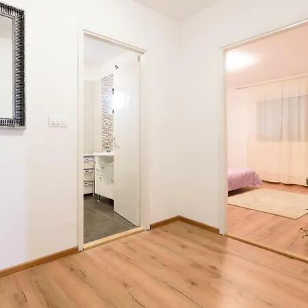 Apartamento Lastavica