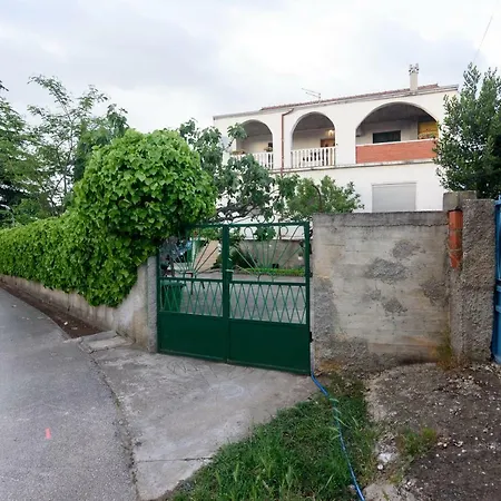 Lastavica Apartamento Galovac (Zadar)