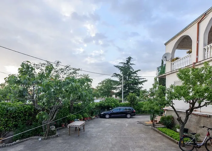 Lastavica Apartman Galovac